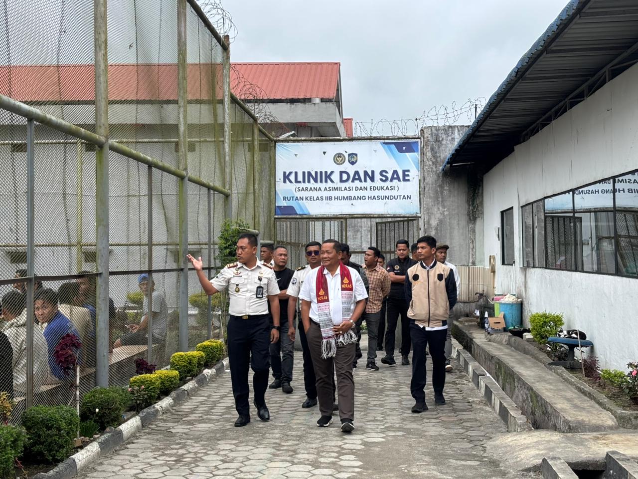 KUNJUNGAN KOMISI XIII DPR RI DISAMBUT HANGAT OLEH RUTAN HUMBAHAS